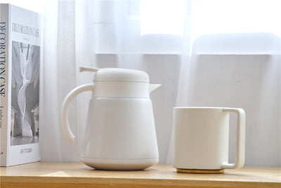 Lafeeca Ceramic Coffee Mug Set – ceramic coffee mugs styled with a white Lafeeca coffee carafe